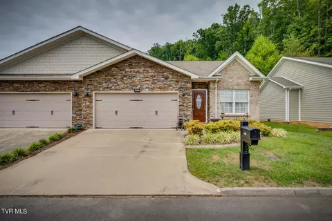 5247 Pioneer Place Kingsport Tn 37664, Kingsport, TN 37664