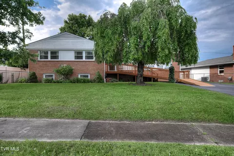 1809 Sherwood Place Kingsport Tn 37664, Kingsport, TN 37664