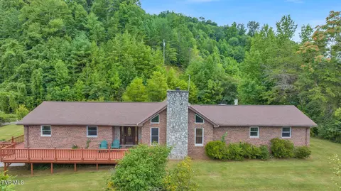 110 Carter Drive Erwin Tn 37650, Erwin, TN 37650 photo 2