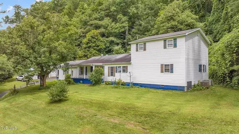 1206 Ivy Lick Branch Road Vansant Va 24656, Vansant, VA 24656