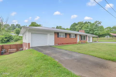 768 Memorial Drive Castlewood Va 24224, Castlewood, VA 24224