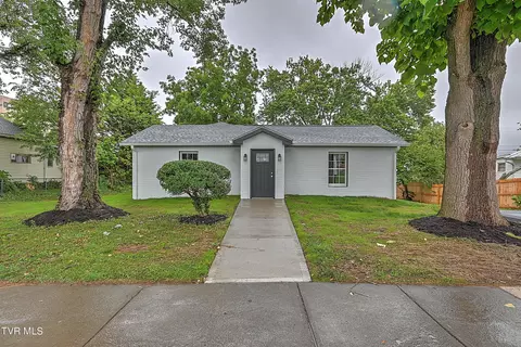 208 Wilson Avenue Johnson City Tn 37604, Johnson City, TN 37604