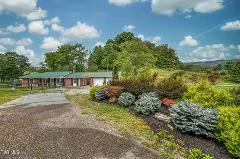 1967 Jenkins Hollow Road Mountain City Tn 37683, Mountain City, TN 37683