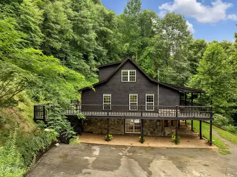 121 Jay Pey Lane Elizabethton Tn 37643, Elizabethton, TN 37643