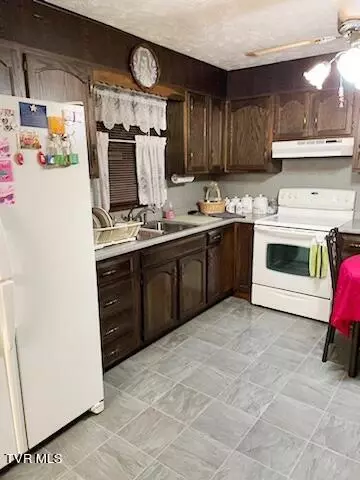Kitchen - 117 Carolyn Avenue Fall Branch Tn 37656, Fall Branch, TN 37656 photo 1 of 1