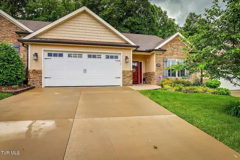 163 Baileigh Lyn Loop D-2 Jonesborough Tn 37659, Jonesborough, TN 37659