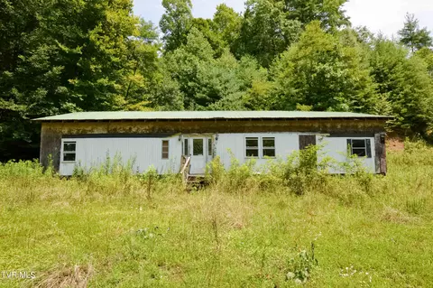 851 Browns Branch Road Hampton Tn 37658, Hampton, TN 37658 photo 18