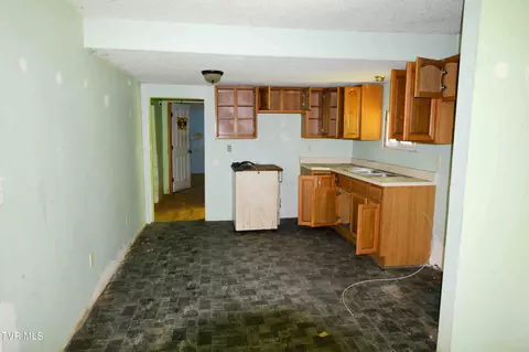 851 Browns Branch Road Hampton Tn 37658, Hampton, TN 37658 photo 16
