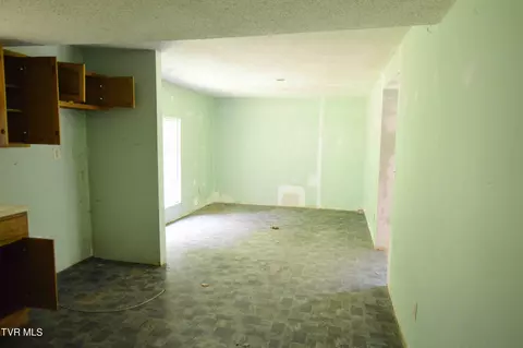 851 Browns Branch Road Hampton Tn 37658, Hampton, TN 37658 photo 7