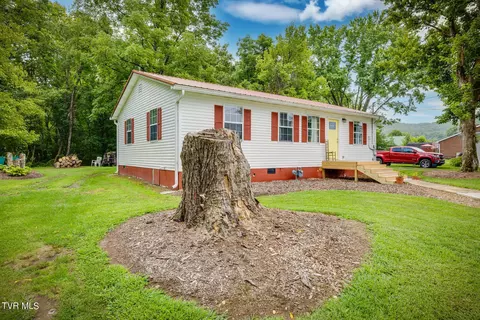 Exterior - 175 Witcher Lane Erwin Tn 37650, Erwin, TN 37650 photo 5 of 11