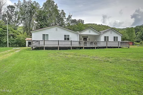 445 Ryder Church Road Bluff City Tn 37618, Bluff City, TN 37618