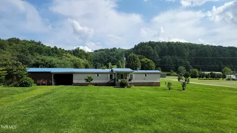 300 Furnace Creek Road Mountain City Tn 37683, Mountain City, TN 37683