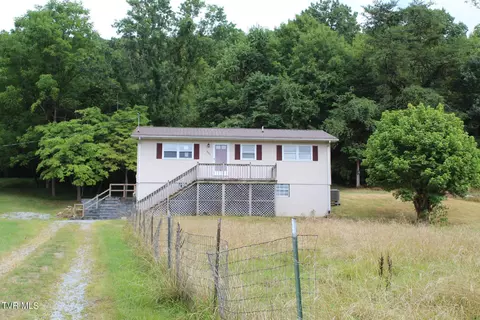 887 Old Elizabethton Highway Bluff City Tn 37618, Bluff City, TN 37618