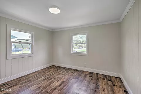 Bedroom - 209 Mountain View Drive Hampton Tn 37658, Hampton, TN 37658 photo 2 of 5