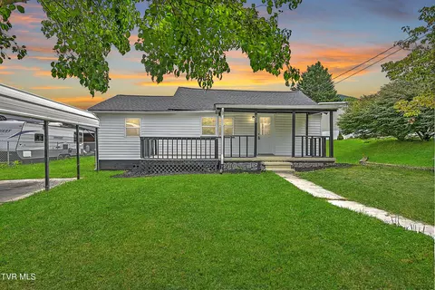 209 Mountain View Drive Hampton Tn 37658, Hampton, TN 37658