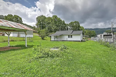 Exterior - 209 Mountain View Drive Hampton Tn 37658, Hampton, TN 37658 photo 7 of 9