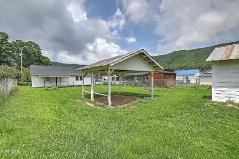 Exterior - 209 Mountain View Drive Hampton Tn 37658, Hampton, TN 37658 photo 8 of 9