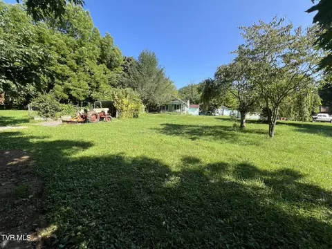 Exterior - 159 Oliver Hollow Road Hampton Tn 37658, Hampton, TN 37658 photo 2 of 7