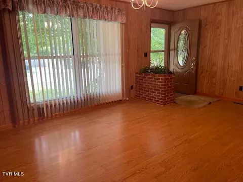 106 Parsley Street Erwin Tn 37650, Erwin, TN 37650