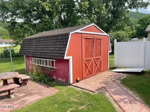 106 Parsley Street Erwin Tn 37650, Erwin, TN 37650 photo 10