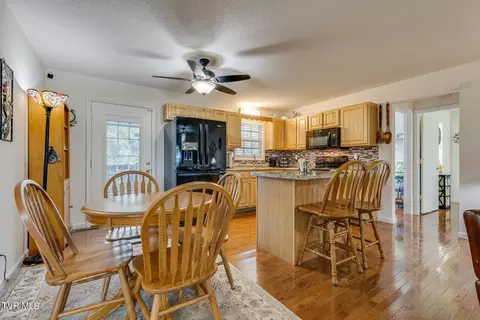 186 Kincheloe Road Fall Branch Tn 37656, Fall Branch, TN 37656 photo 9