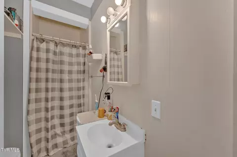 509 Vinton Street Erwin Tn 37650, Erwin, TN 37650 photo 24