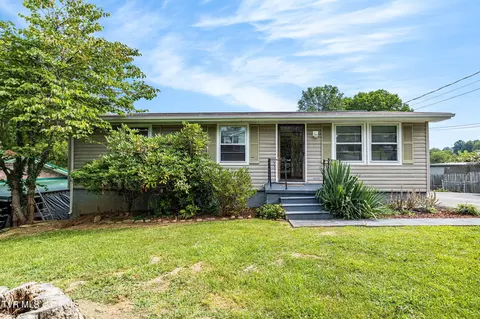 312 Highland Drive Bluff City Tn 37618, Bluff City, TN 37618