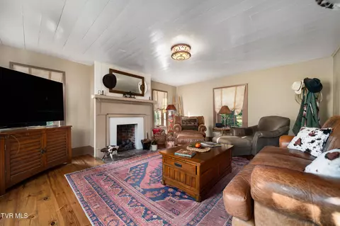 Living - 342 Glendale Road Limestone Tn 37681, Limestone, TN 37681 photo 1 of 6