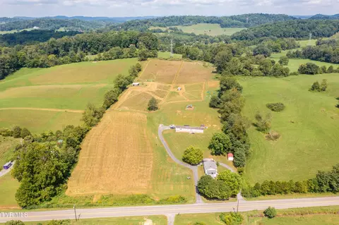 919 Silver Grove Road Bluff City Tn 37618, Bluff City, TN 37618