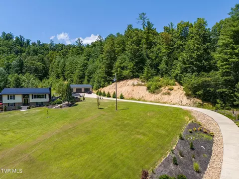 Exterior - 1141 Williams Road Erwin Tn 37650, Erwin, TN 37650 photo 13 of 29