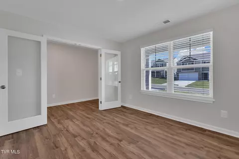 153 Crawford Circle Bristol Tn 37620, Bristol, TN 37620