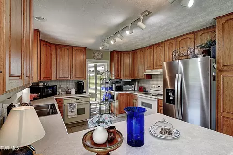 Kitchen - 410 Shadden Road Gray Tn 37615, Gray, TN 37615 photo 4 of 5