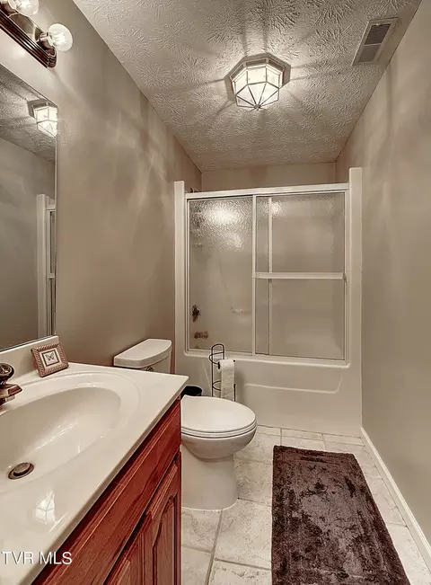Bath - 410 Shadden Road Gray Tn 37615, Gray, TN 37615 photo 2 of 2
