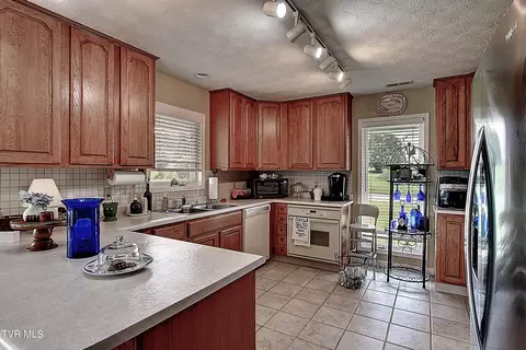Kitchen - 410 Shadden Road Gray Tn 37615, Gray, TN 37615 photo 3 of 5