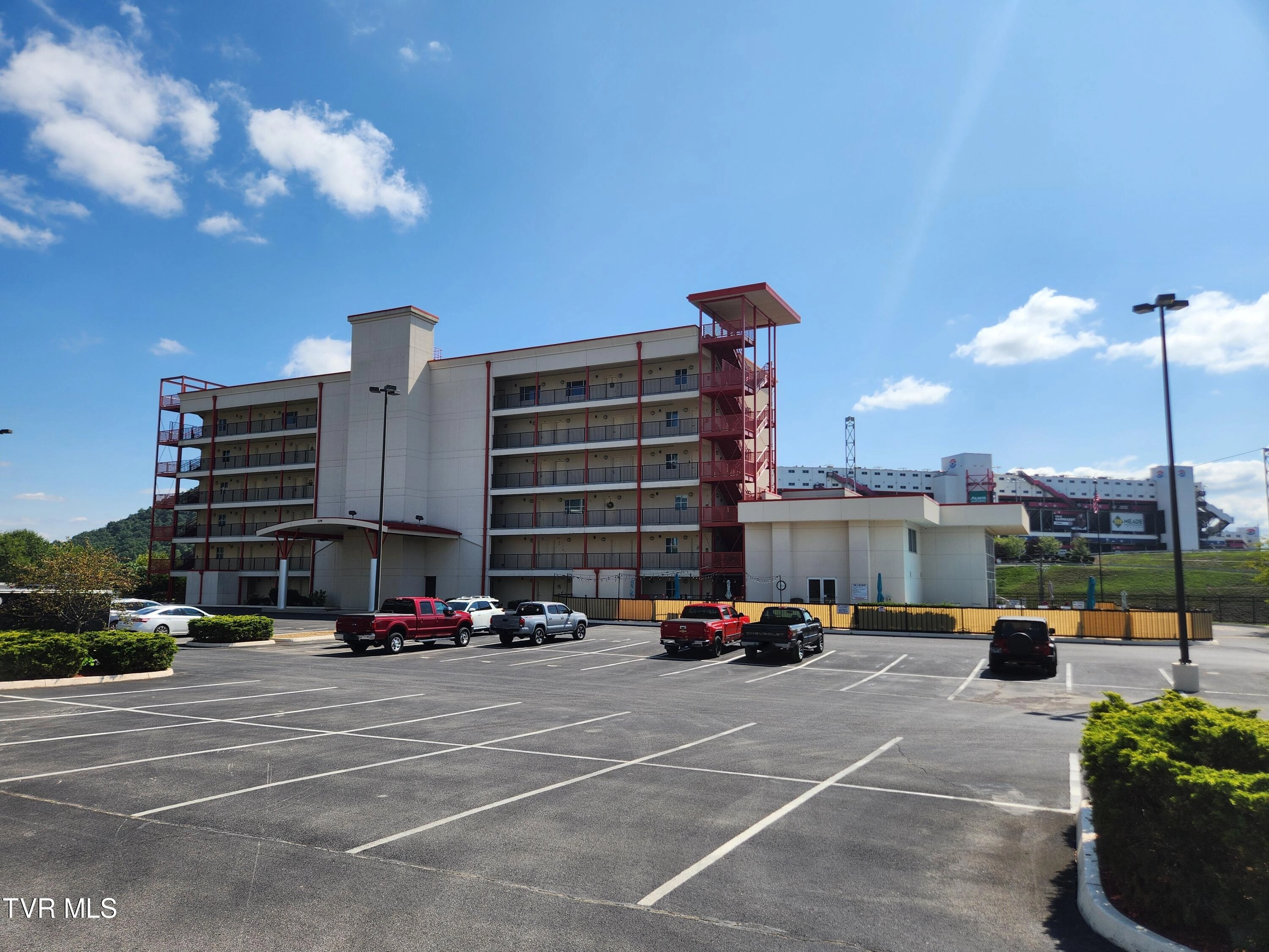 120 Raceday Center Drive 602 Bristol Tn  