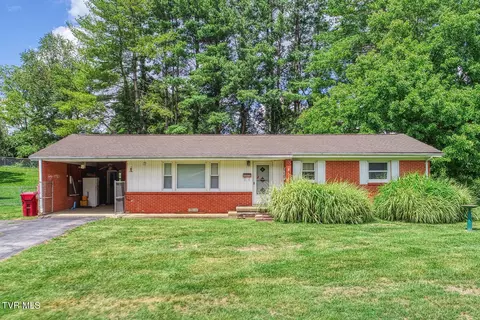 2204 Wyndale Road Johnson City Tn 37604, Johnson City, TN 37604