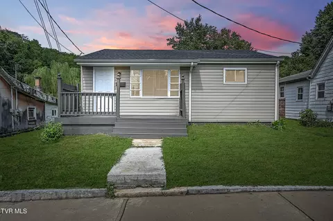 942 9th Street Bristol Tn 37620, Bristol, TN 37620