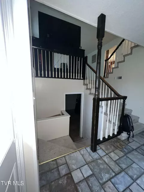 Entry Way - 650 Hill Avenue Erwin Tn 37650, Erwin, TN 37650 photo 5 of 6