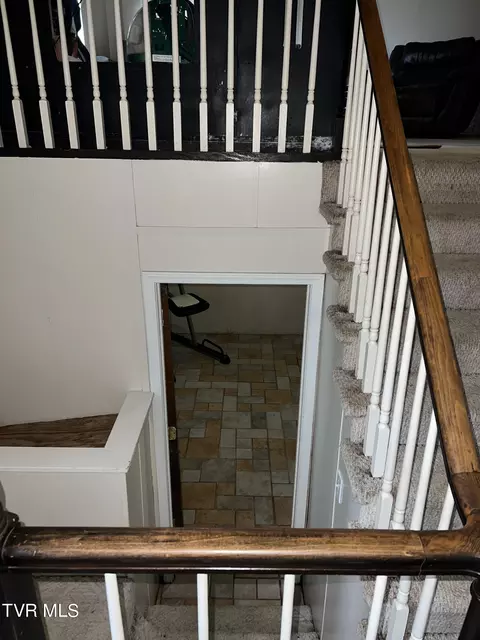 Entry Way - 650 Hill Avenue Erwin Tn 37650, Erwin, TN 37650 photo 6 of 6