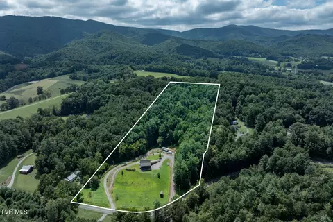 1935 Dug Hill Road Mountain City Tn 37683, Mountain City, TN 37683
