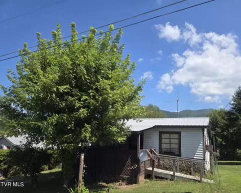 354 Mountain View Drive Drive Hampton Tn 37658, Hampton, TN 37658 photo 2