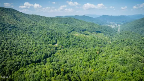 321 Browns Branch Road Hampton Tn 37658, Hampton, TN 37658 photo 17