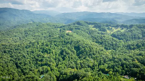 321 Browns Branch Road Hampton Tn 37658, Hampton, TN 37658 photo 15