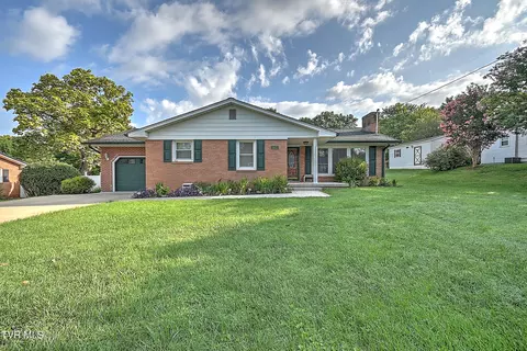 1912 Forest View Drive Johnson City Tn 37604, Johnson City, TN 37604