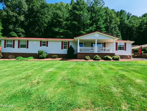 168 Crestview Avenue Clintwood Va 24228, Clintwood, VA 24228