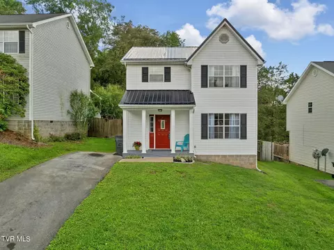 112 Boardwalk Bristol Tn 37620, Bristol, TN 37620