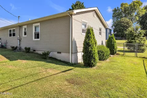 Exterior - 17478 Ridgeview Drive Abingdon Va 24211, Abingdon, VA 24211 photo 5 of 11