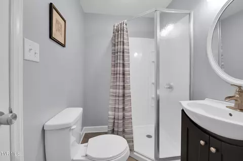 Bath - 17478 Ridgeview Drive Abingdon Va 24211, Abingdon, VA 24211 photo 2 of 5