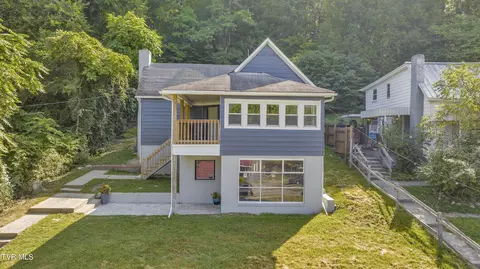 17 E Spring South Street Big Stone Gap Va 24219, Big Stone Gap, VA 24219