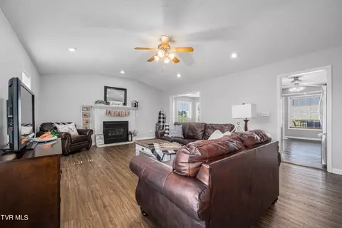 110 Pine Bark Drive Jonesborough Tn 37659, Jonesborough, TN 37659 photo 8